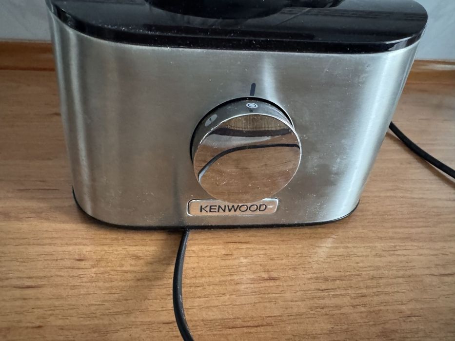 Кухонный комбайн Kenwood