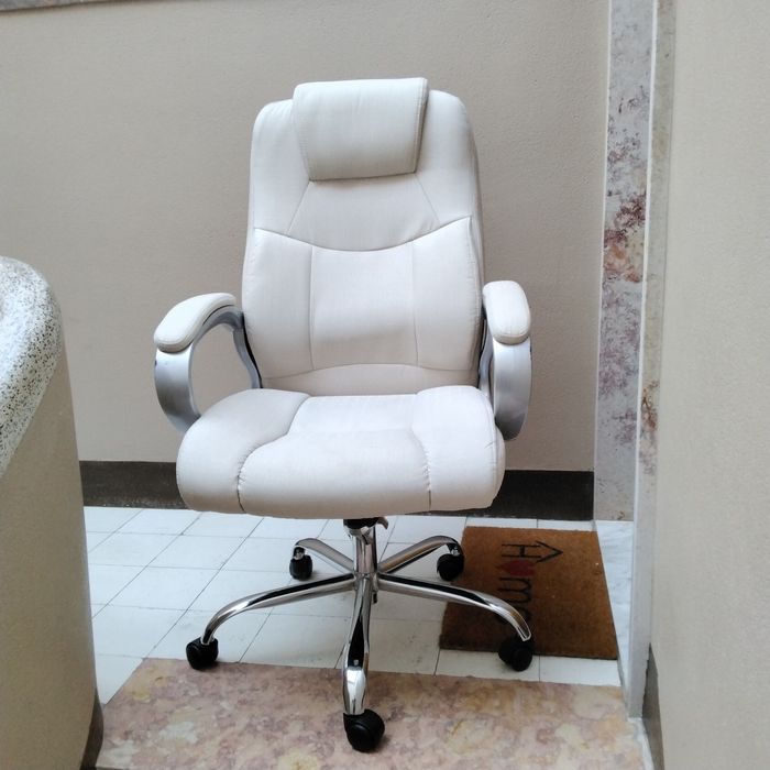 Cadeira Secretária Ergonómica XL em tecido bege