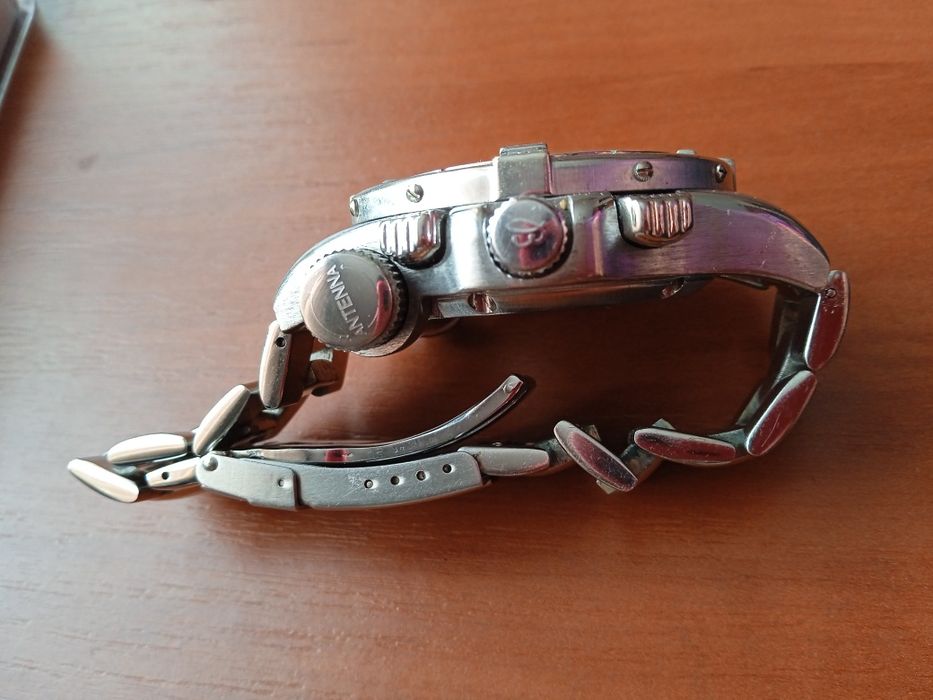 Продам наручний годинник