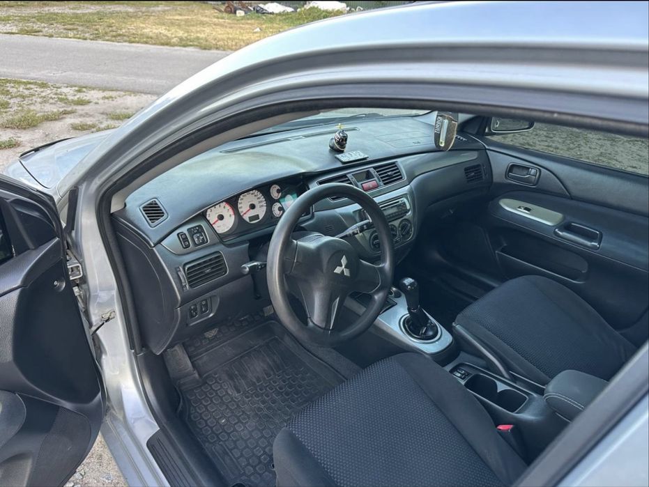 Mitsubishi Lancer 9 2007 год, 1.6 бензин