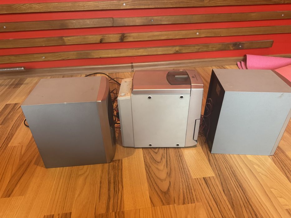 Музикальний центр