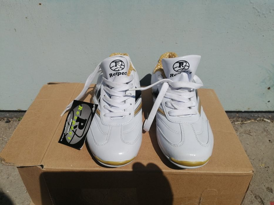 Кожаные красовки Respect новые