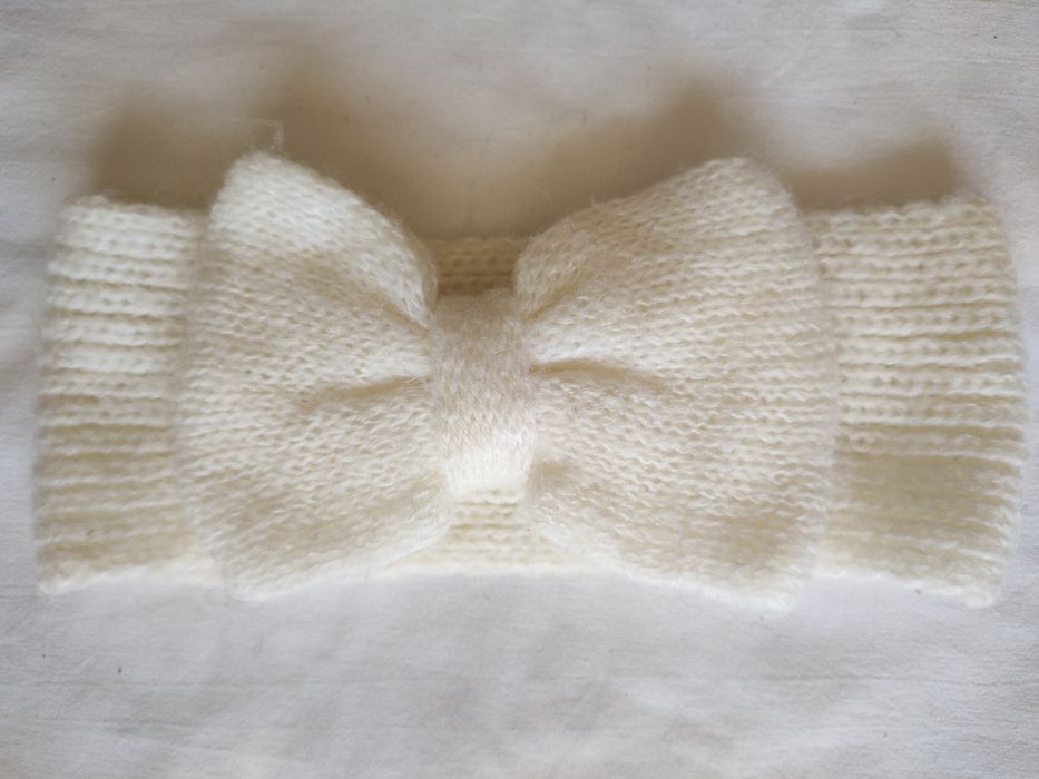 Opaska biała z kokardką