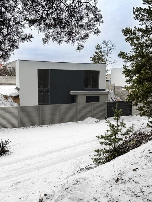 Нова пропозиція на ринку нерухомості. Двоповерховий будинок. Жихор-2.