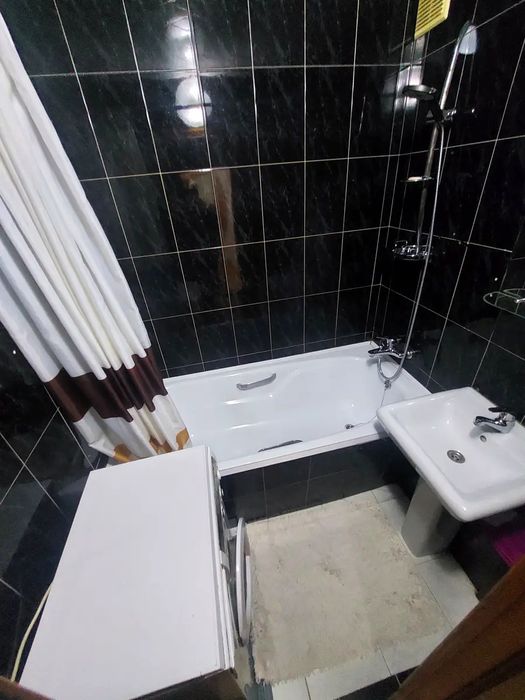 продаю 3 кімнатну квартиру  Центральний район сертифікат