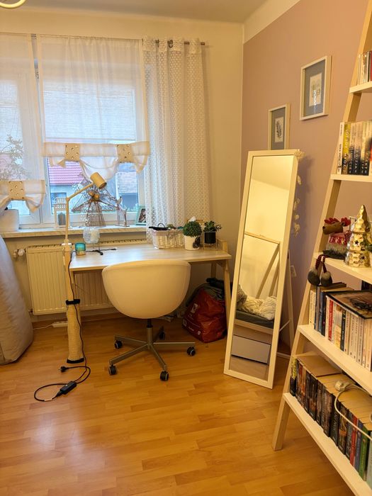 Zestaw mebli Vox ( 8 elementów plus akcesoria )  Vox model Spot ,