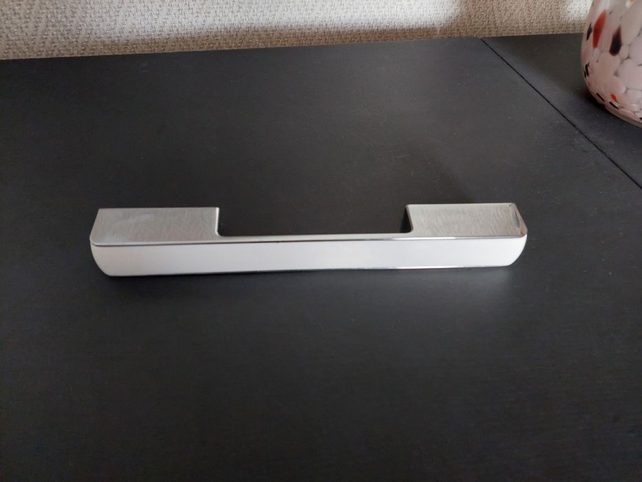 Uchwyty meble kuchenne białe