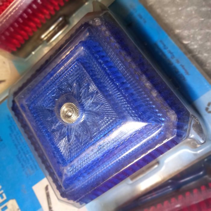 lampka tir przyczepa naczepa autobus uniwersalna 12v 24v z włącznikiem