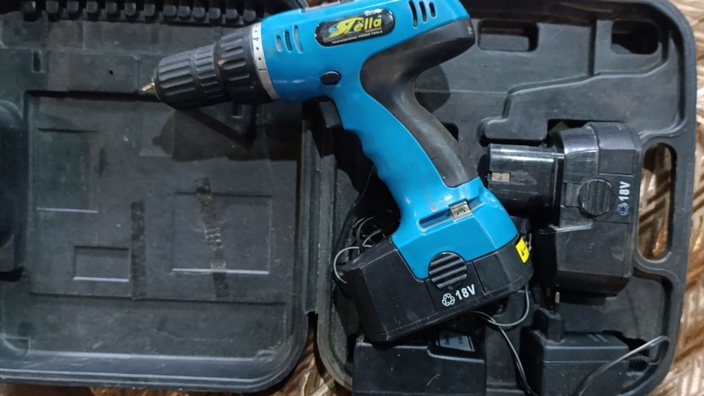 Продам Шуруповерт Stella 18v