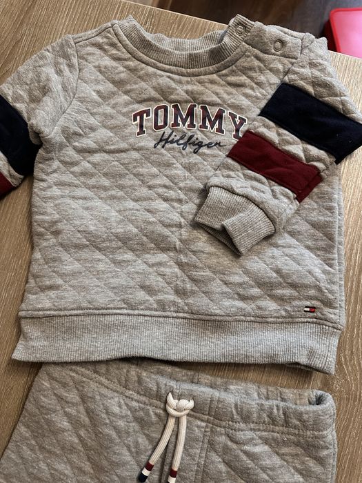 Костюм Tommy Hilfiger