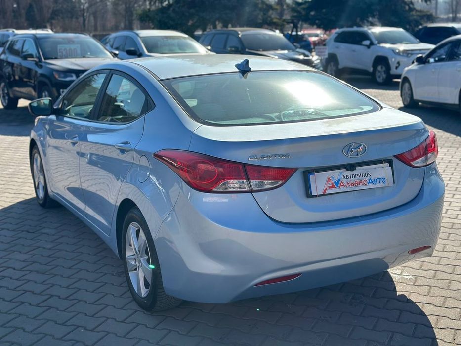 Hyundai Elantra №4233 (ВНЕСОК від 10%) Альянс Авто Кривий Ріг