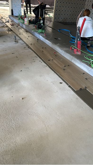 Qualified tile laying team…408604555284336643