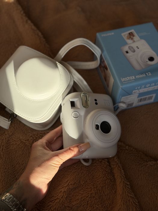 Фотокамера моментального друку Fujifilm Instax Mini 12