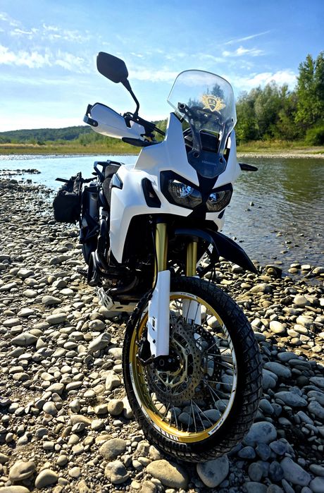 Honda afrika 1000