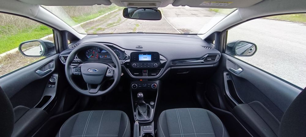 Ford Fiesta 1.1 Ti-VCT 70 CV  2019 49.000 kms Possib. de financiamento
