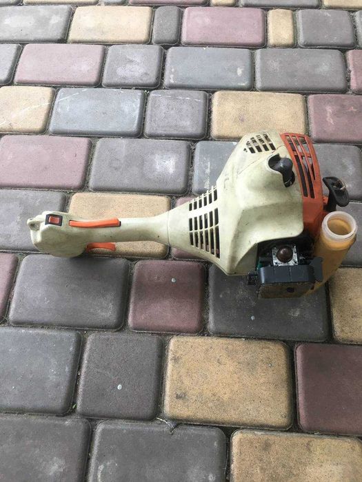 STIHL FS 38 бензинова мотокоса,трімер.