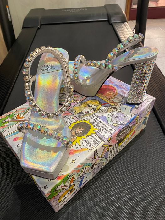 Sandálias jeffrey campbell