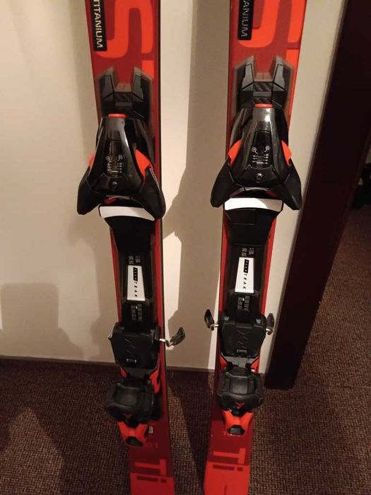 Atomic REDSTER TI (161 cm) mało używane -> 1 sezon