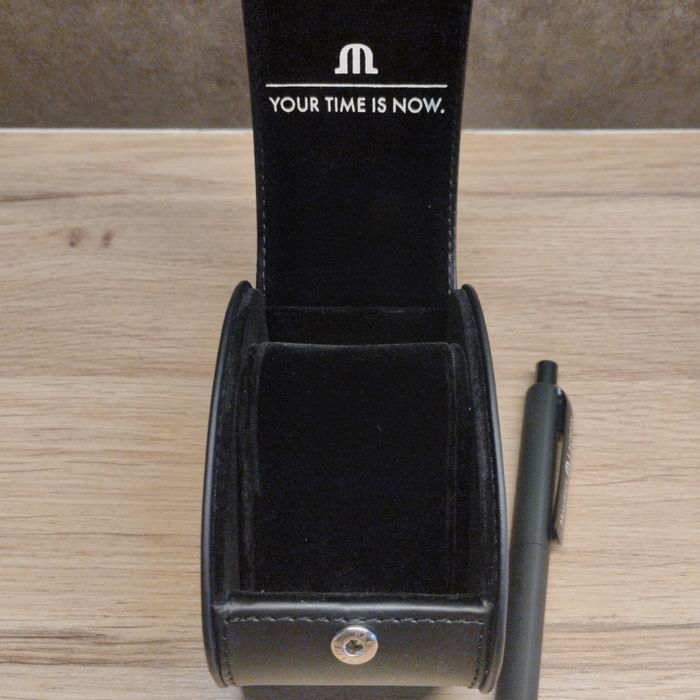 Maurice Lacroix, etui podróżne na zegarek