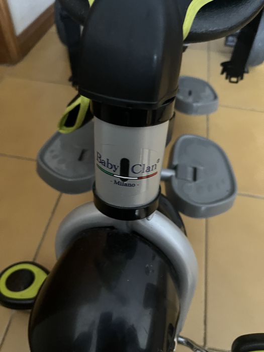 Vende-se carrinho de bebe