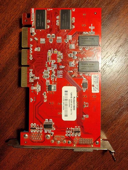 Intel Celeron 2.53 GHz, Radeon 9200