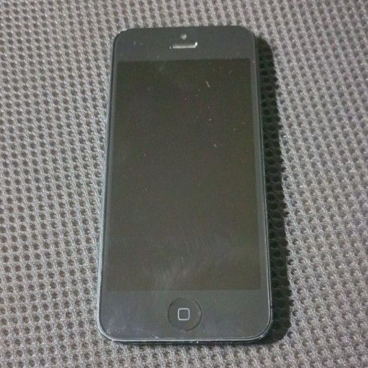 Мобильный телефон iPhone 5, Nokia 6300, 5230,  Sony PRS-300