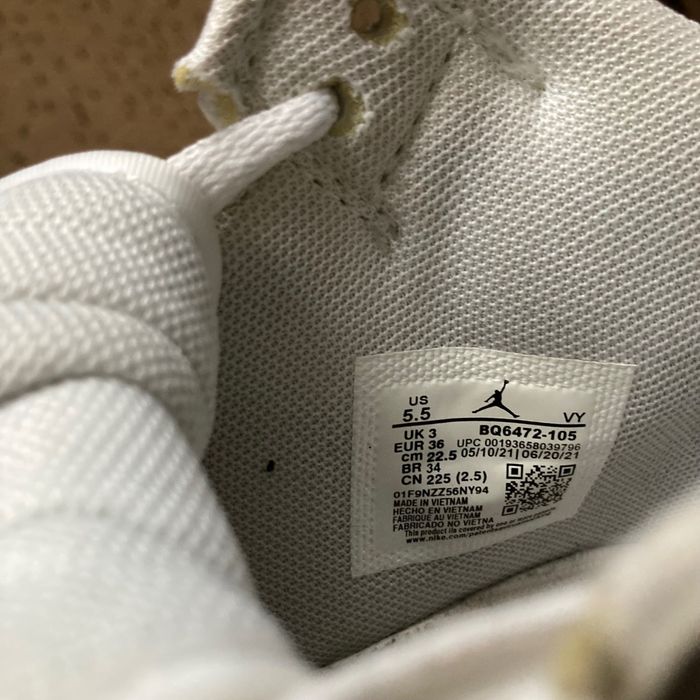 Jordan Air Jordan 1 Mid Wolf Grey Aluminum W