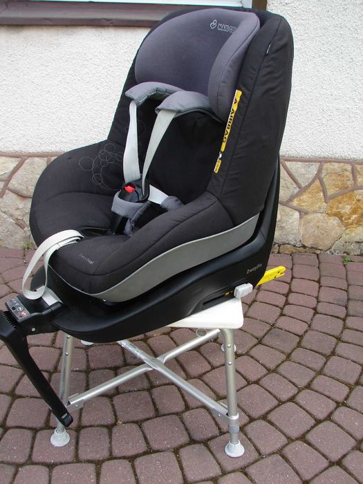 Maxi-Cosi 2Waypearl Nomad Black fotelik 9-18Kg+ Maxi Pebble