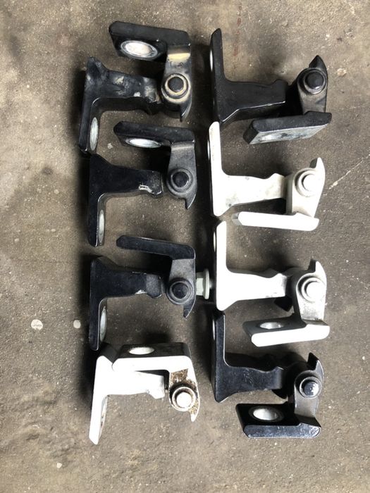 Петлі дверей audi a4 b8 2008-2016