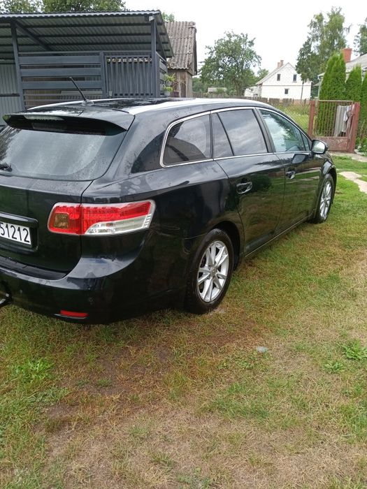 Toyota Avensis t27