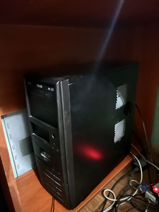 Продам компʼютер