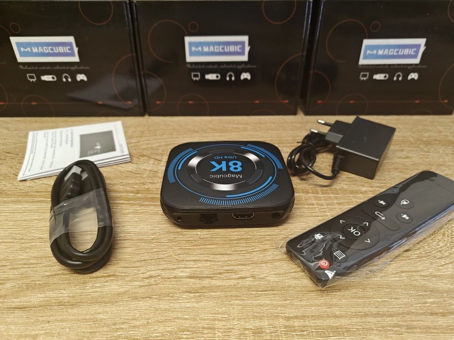 Box Android TV + 4 GB RAM + 64 GB ROM + 8k + WiFi 6 (NOVOS em caixa)