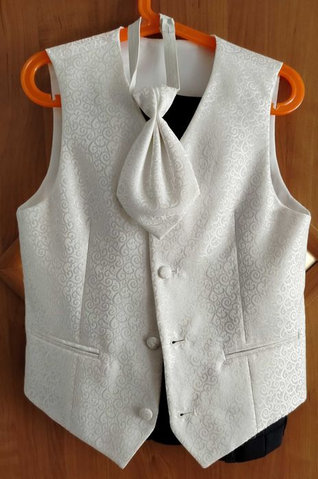 Garnitur chłopięcy 134