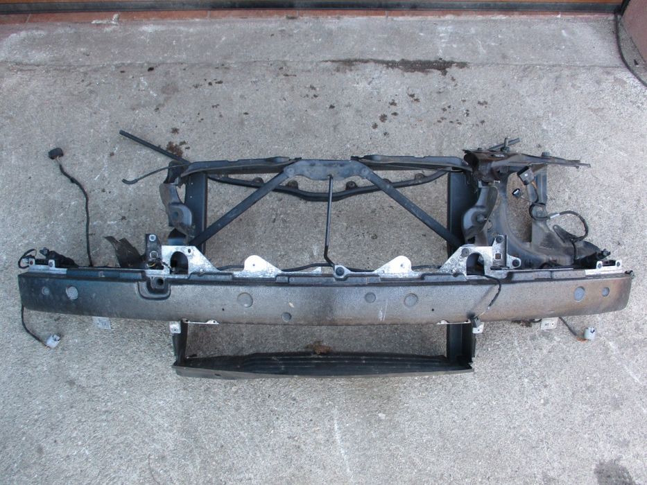 Монтажна рама БМВ Е53 Е60 Е61 Е65 Е66 Е70 Ф01 Ф10 Ф30. Телевізор