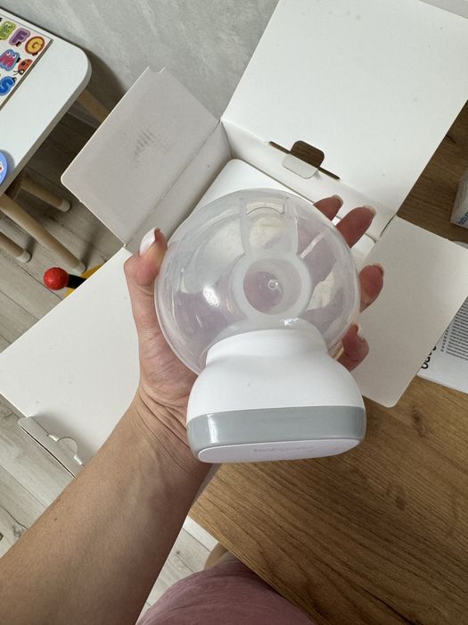 Молоковідсмоктувач електричний Babyono