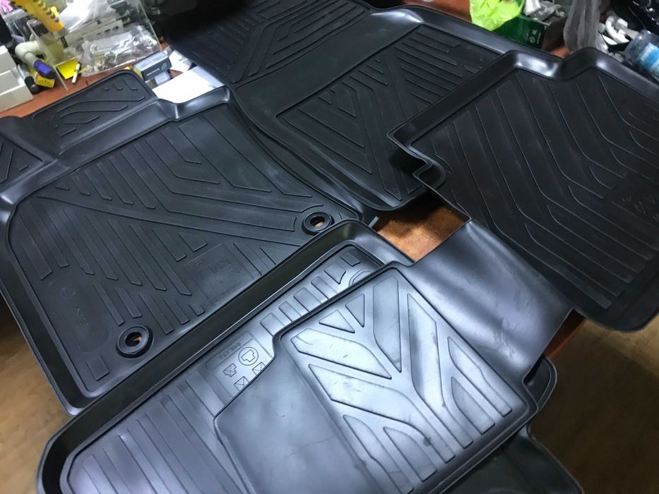 Новые ковры! TOYOTA RAV-4 Оригинальные резиновые Коврики JAPAN