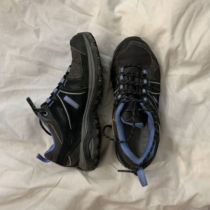 Кросівки унісекс 36 р salomon