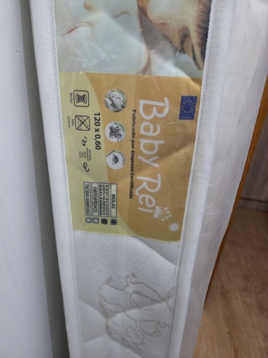 Colchão para cama bebé