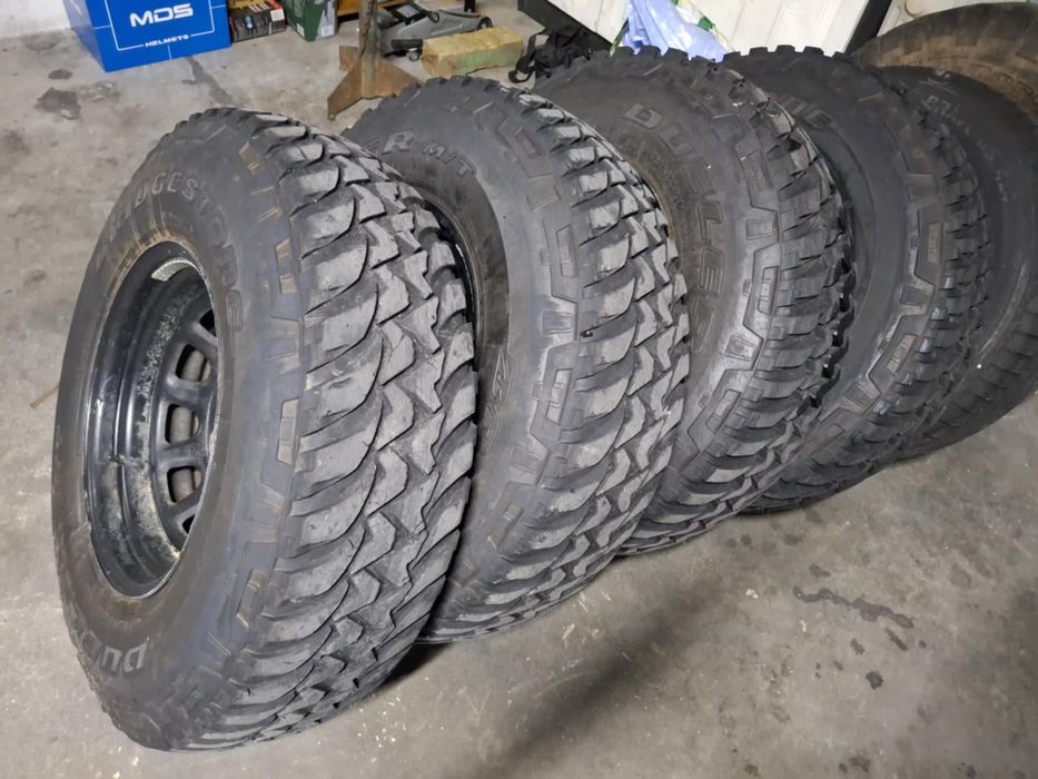 Pneus 235/85 R16 - Bridgestone Dueler MT
