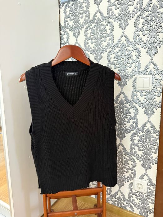 Вʼязаний жилет Stradivarius