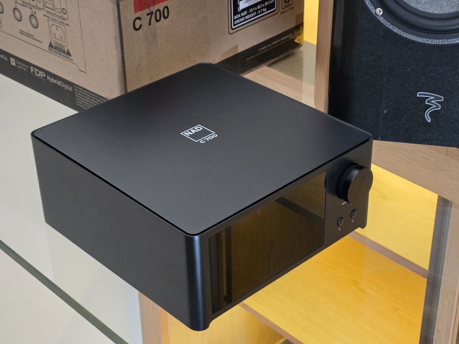 NAD C700 Amplificador - Igual a Novo - Garantia -  Streamer Audiófilo