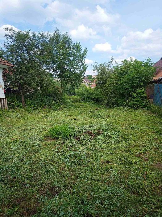 Продам приватизовану земельну ділянку 10 соток ,  знаходиться у місті