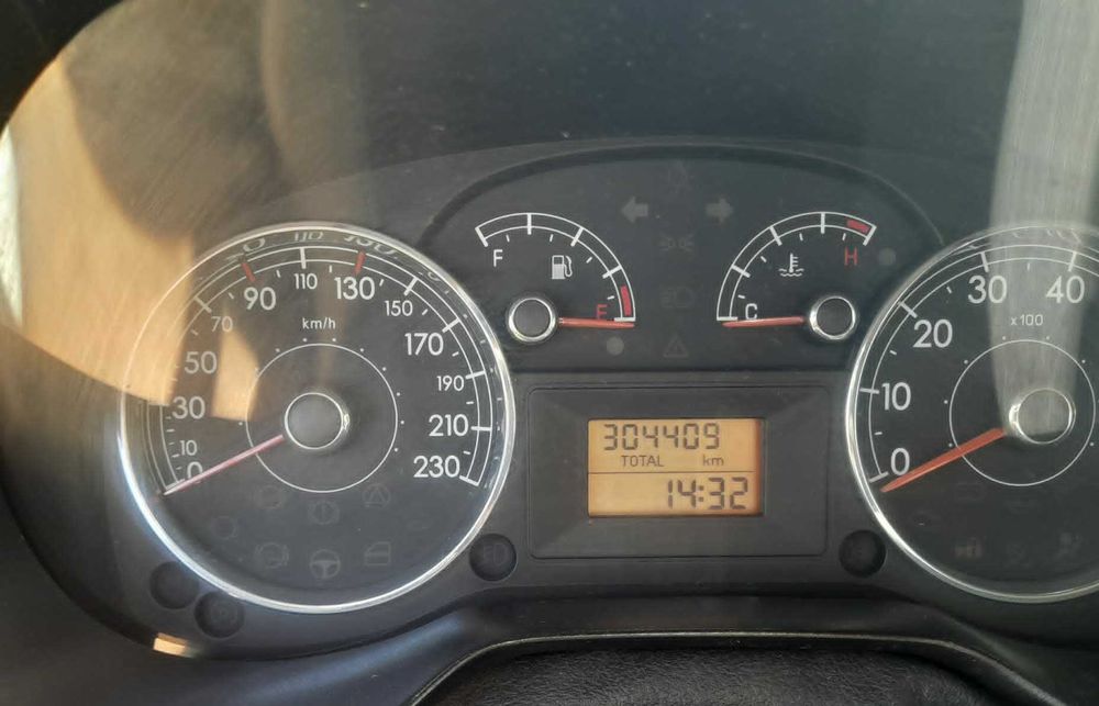 Fiat Punto 1.3Mjet A/C Nacional