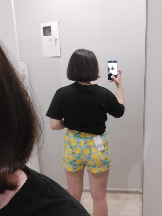 Шорти Zara в лимонний принт