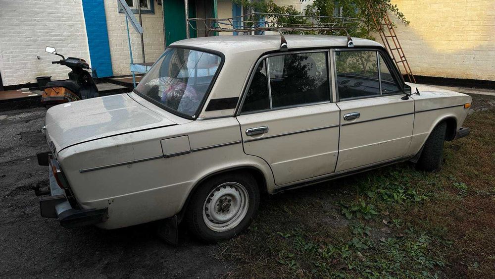 ВАЗ 2106 в гарному стані,сів та поїхав, ісі питання зверніть обсудемо