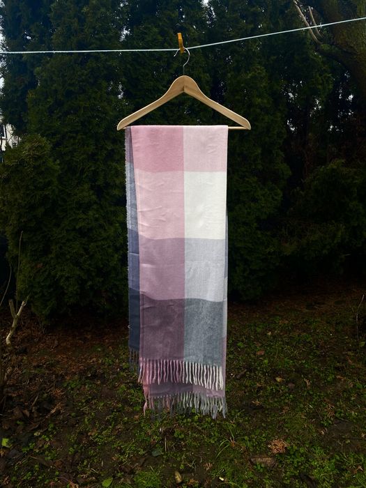 Szal szalik scarf kaszmir cashmere różowy pink szary grey