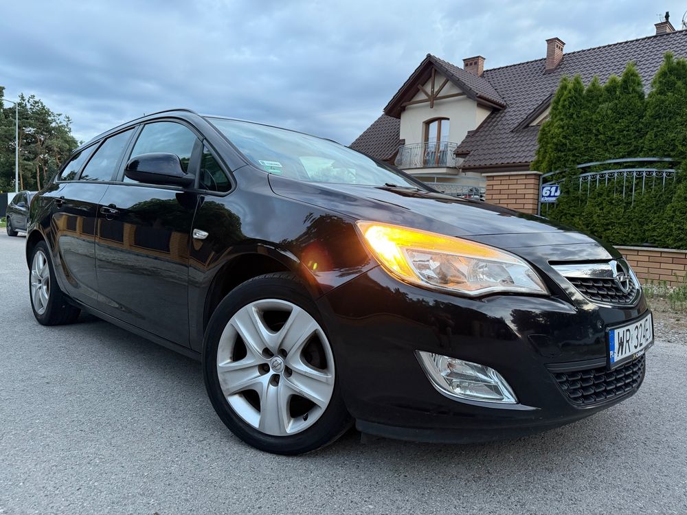 Opel Astra 1.4 T Enjoy