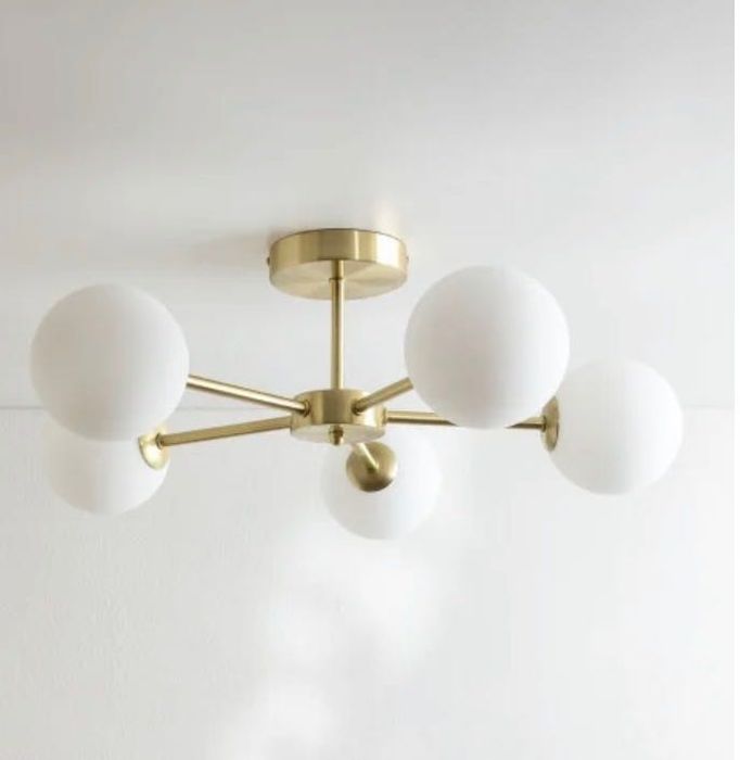 Candeeiro de teto SKlum como novo branco e dourado
