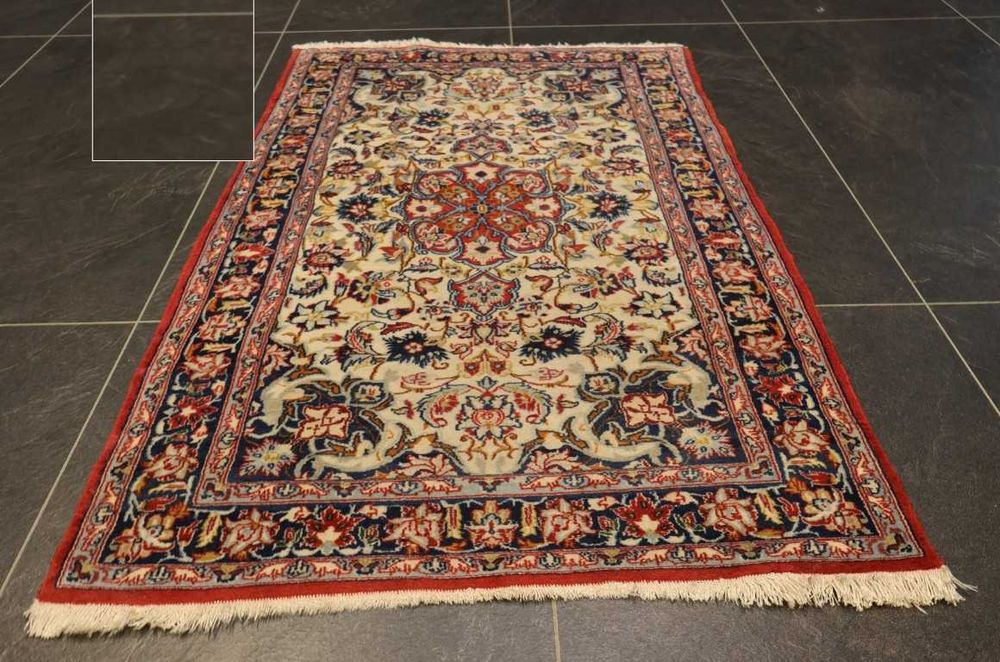 Tapete Persa ISFAHAN de SEDA, original c/nós muito finos, 108cmx65 cm