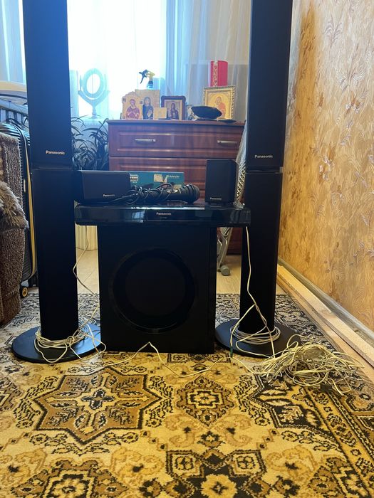 Продам домашній кінотеатр Panasonic DVD+cабвуфер та 4 колонки